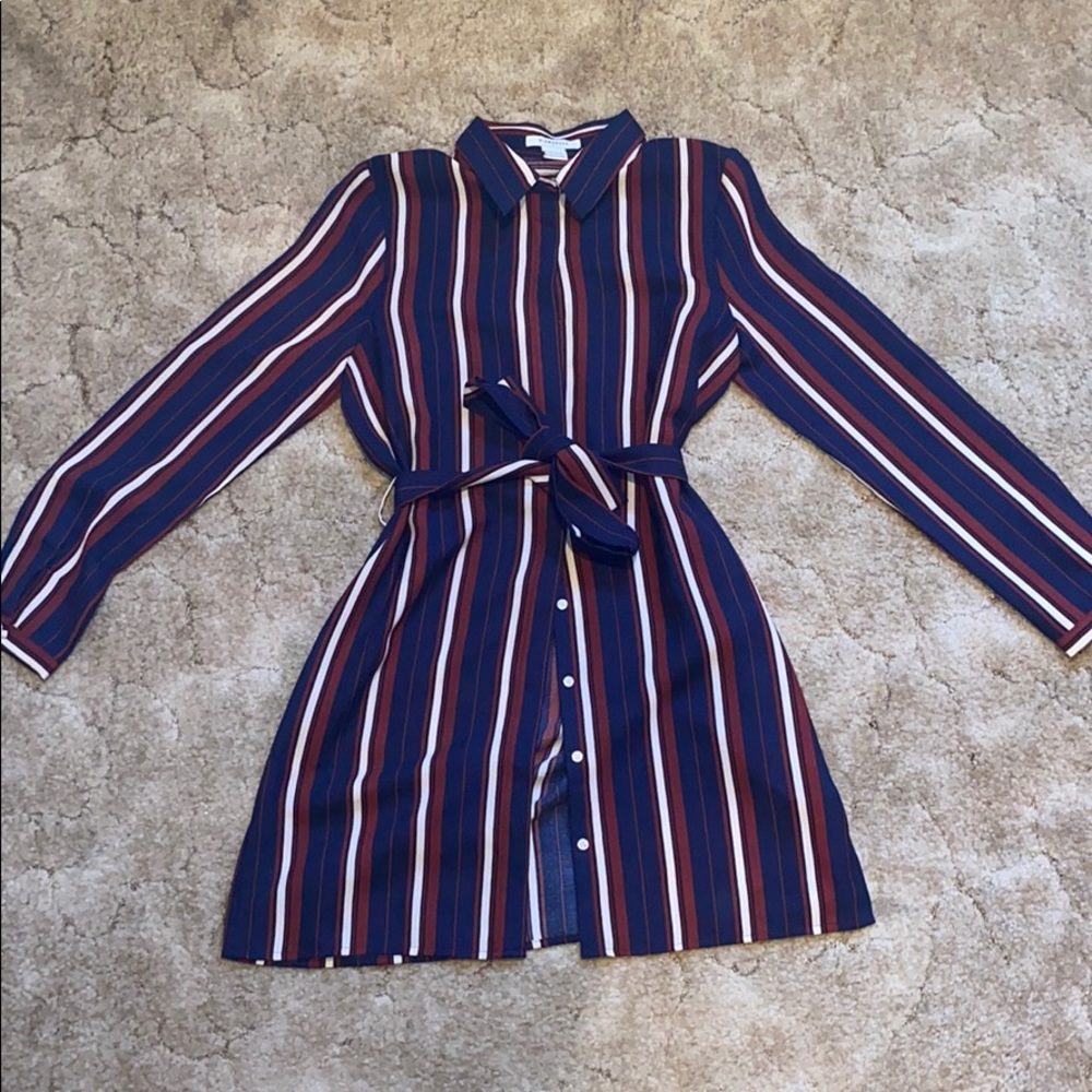 Button down long sleeve dress with tie belt